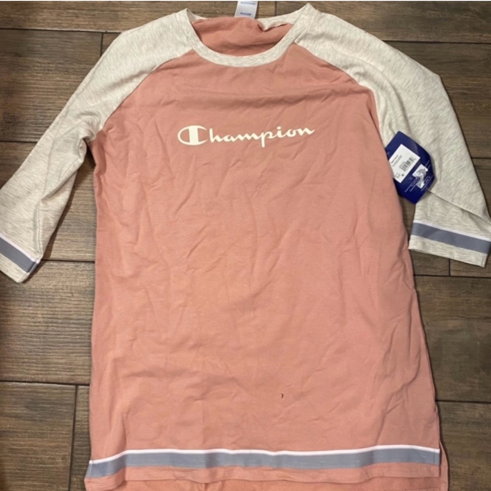 NWT women’s champion sleep shirt medium